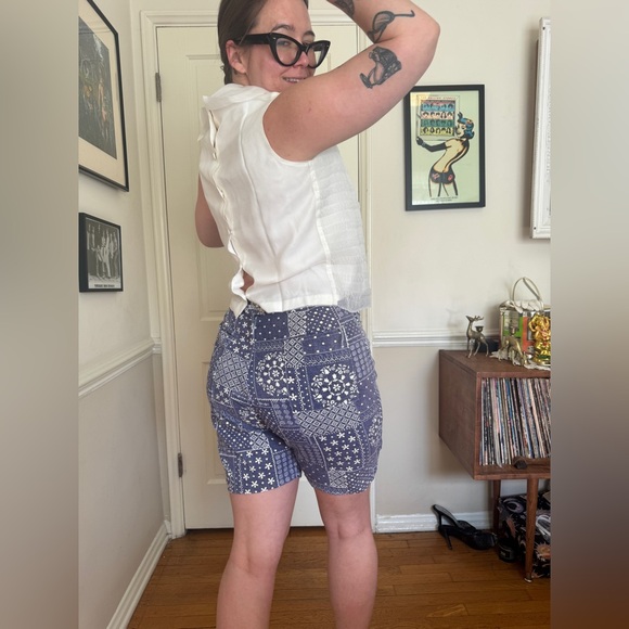 60s Vintage Blue Back Zip Bandana Patchwork Print Back Zip Shorts - Picture 2 of 7